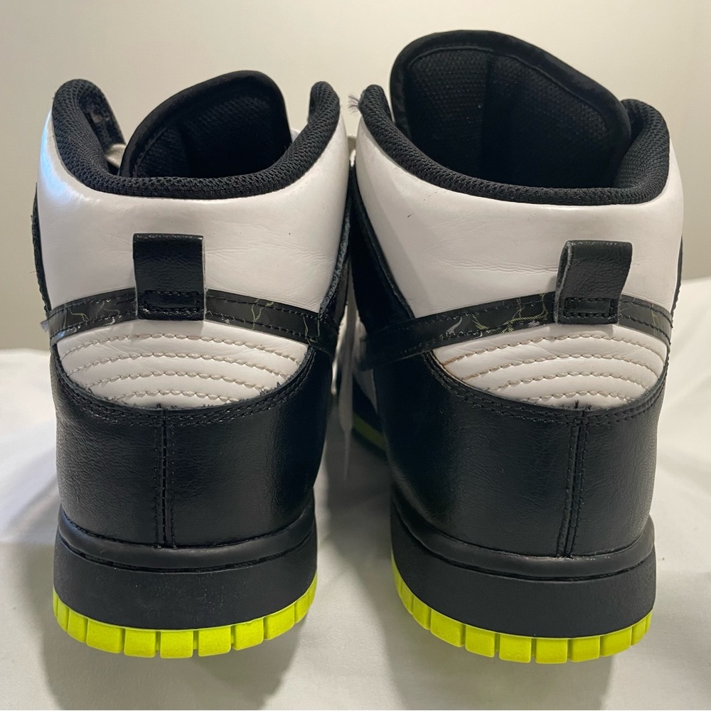 Nike Dunk High Electric Panda - Picture 4 of 8